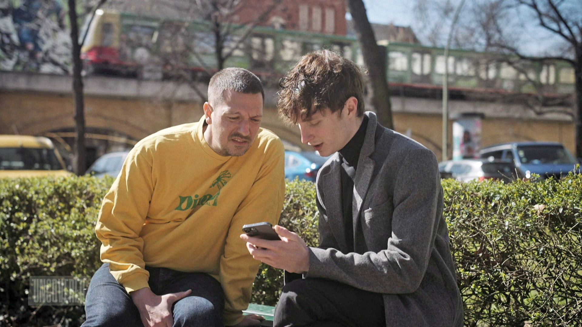 UNCOVERED. Wie gefährlich ist Tik Tok?