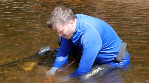 River Hunters - Schatzjäger unter Wasser River Hunters - Schatzjäger unter Wasser Folge 3: In den Gewässern von Zentralschottland