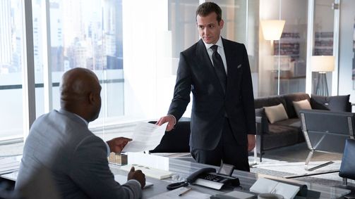 SUITS SUITS 08 Folge 7: Verletzter Stolz