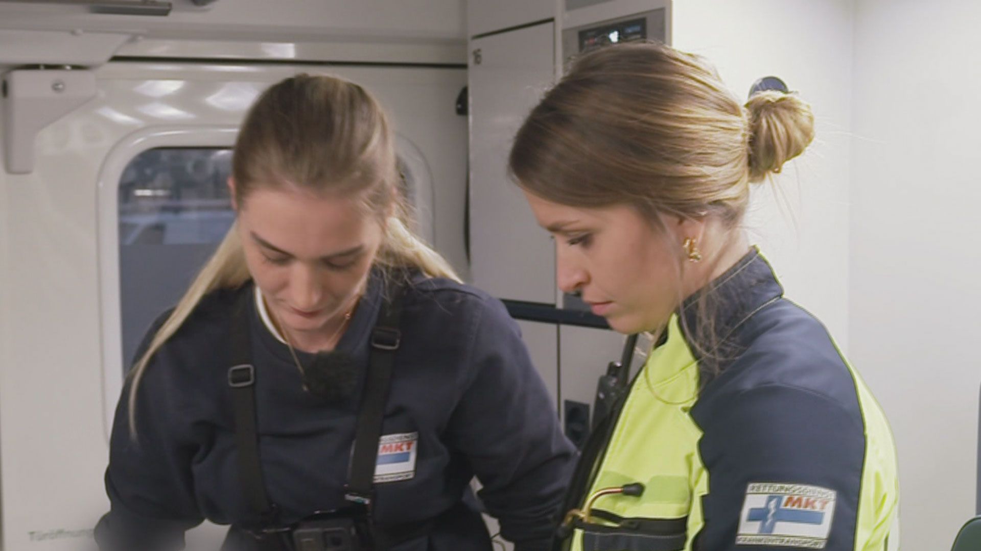 Blinde Frau zwischen den Gleisen – Rettungsdienst München 