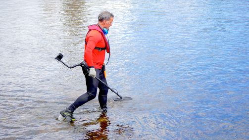 River Hunters - Schatzjäger unter Wasser River Hunters - Schatzjäger unter Wasser Folge 1: In den Gewässern der Highlands