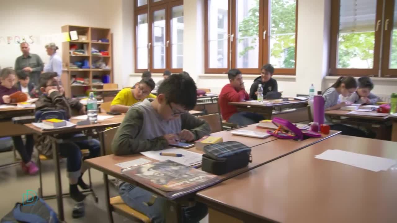 Staffel 02 Folge 08 - Road to Digital Austria