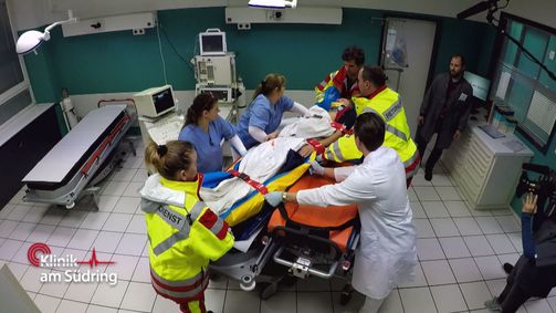 Klinik am Südring Staffel 2018 Folge 2: Buchstäblich verunfallt