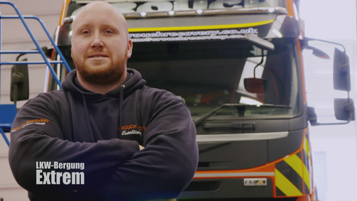 LKW-Bergung extrem LKW-Bergung extrem Folge 19: Buzz stinkt der Job