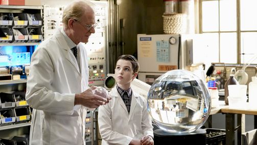 Young Sheldon Young Sheldon Folge 12: Die Wissenschafts-Meemaw und der Skandal im Kopierraum