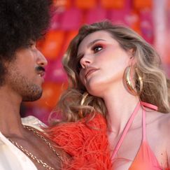 Heißer Flirt am Set: Sind das die neuen #GNTM-Lovebirds?