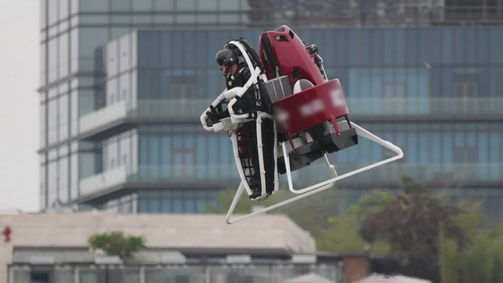 Auf den Spuren des Unerklärlichen - The Proof is Out There Auf den Spuren des Unerklärlichen - The Proof is Out There Folge 6: Der Jetpack-Pilot