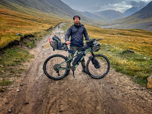 BIKEPACKING ABENTEUER KIRGISTAN - BY FRITZ MEINECKE