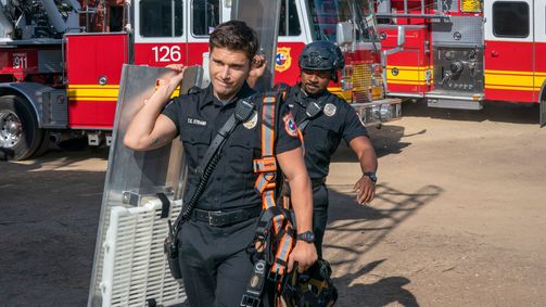 9-1-1: Lone Star 9-1-1: Lone Star Folge 3: Hochmut kommt vor dem Fall