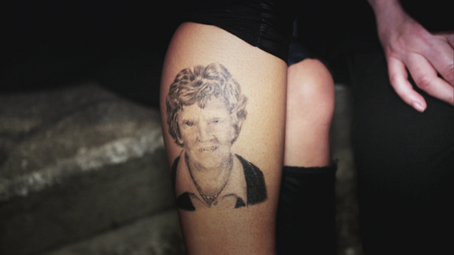 Horror Tattoos - Deutschland, wir retten Deine Haut Horror Tattoos - Deutschland, wir retten Deine Haut Folge 8: Wir retten Duisburg
