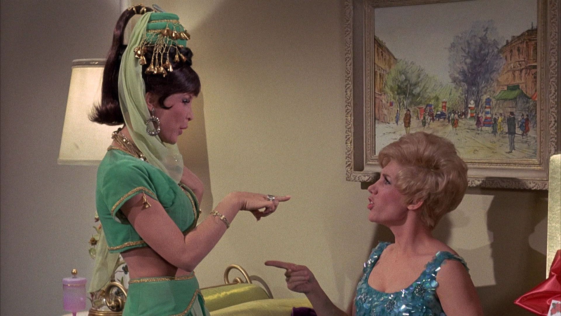 Jeannie im Nachtclub