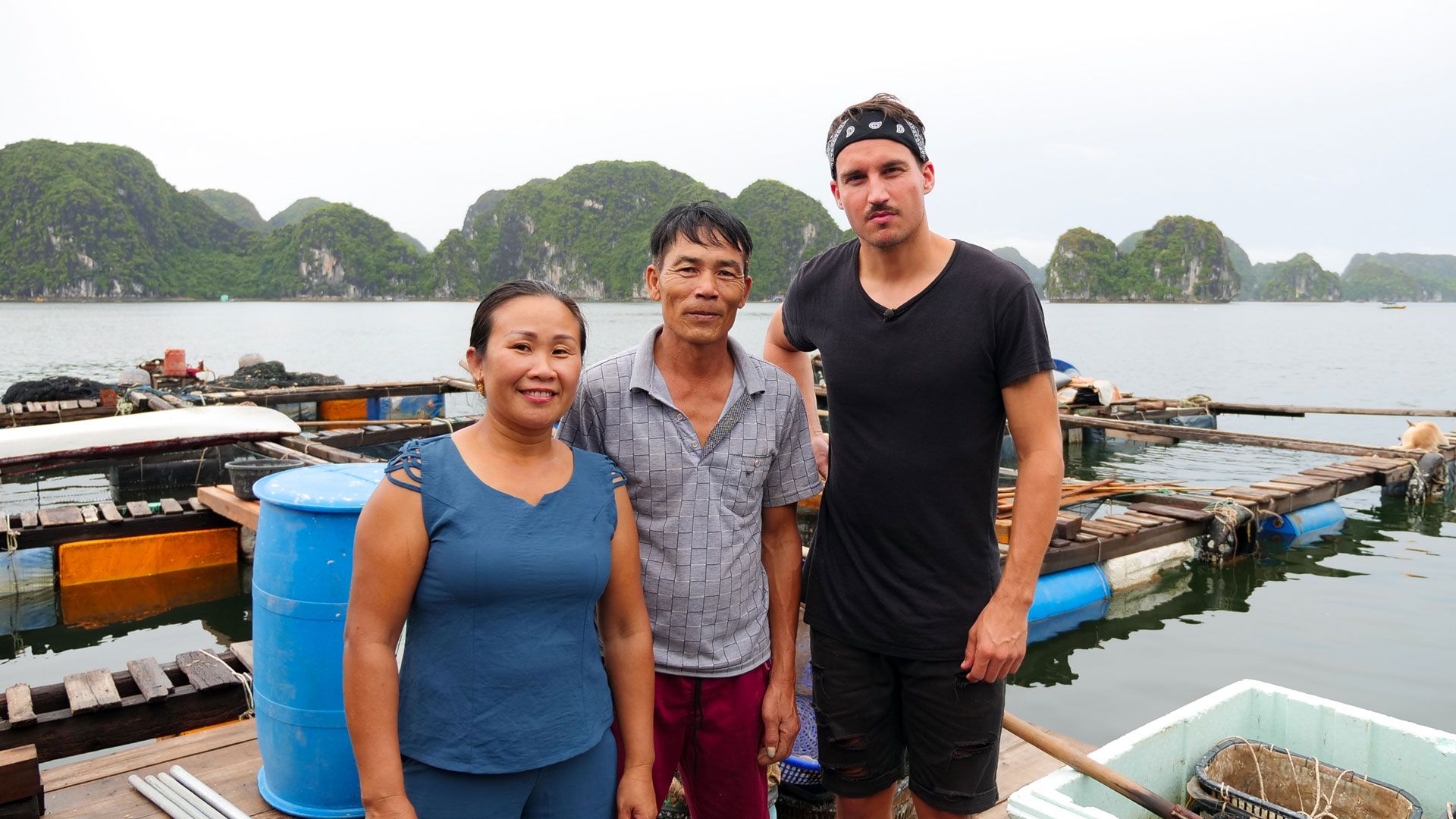 Zbinden erkundet den Fischmarkt in Halong Bay