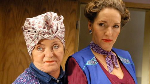 Hausmeister Krause - Ordnung muss sein HAUSMEISTER KRAUSE - ORDNUNG MUSS SEIN 06. STAFFEL Folge 1: Der Schwiegermutter-Mord