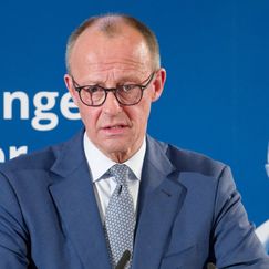 Merz will schnelle Ausbürgerung