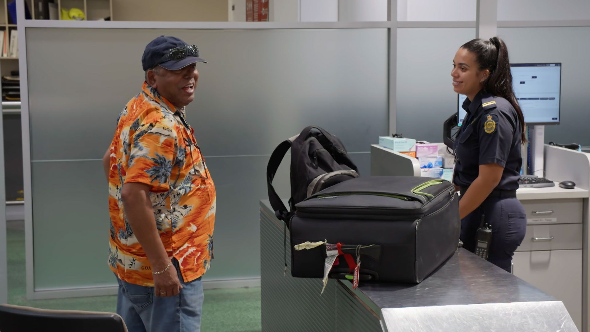 Border Patrol Australia Staffel 17 Folge 17: Der beschwipste Inder Border Patrol Australia Staffel 17 Folge 17: Der beschwipste Inder