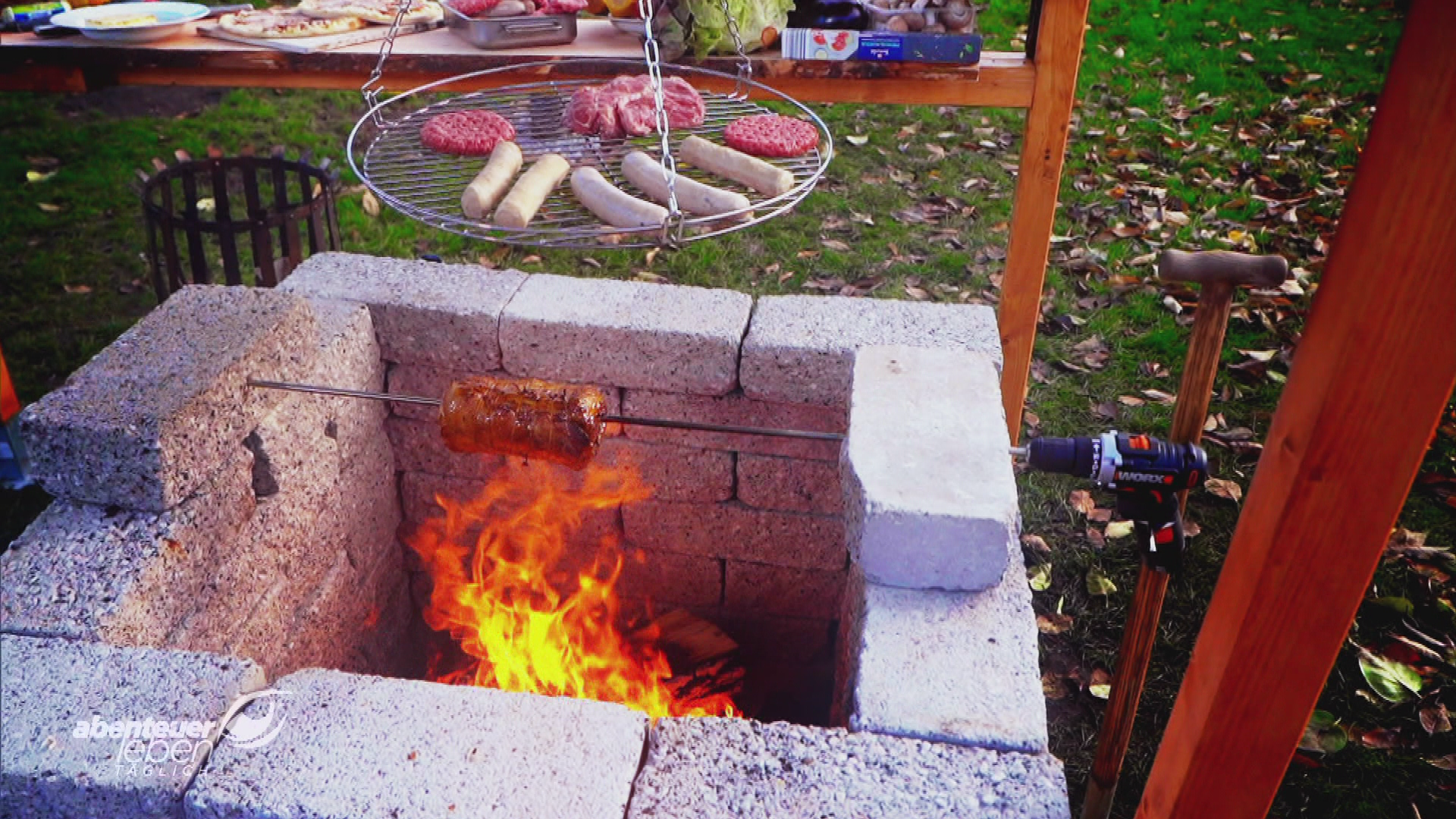 DIY mit Kenny und Achim: So baut man eine Feuergrube