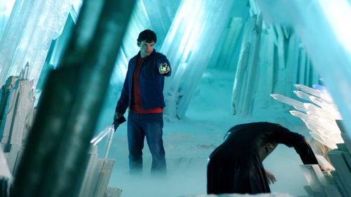 Smallville Smallville Folge 8: Zor-El