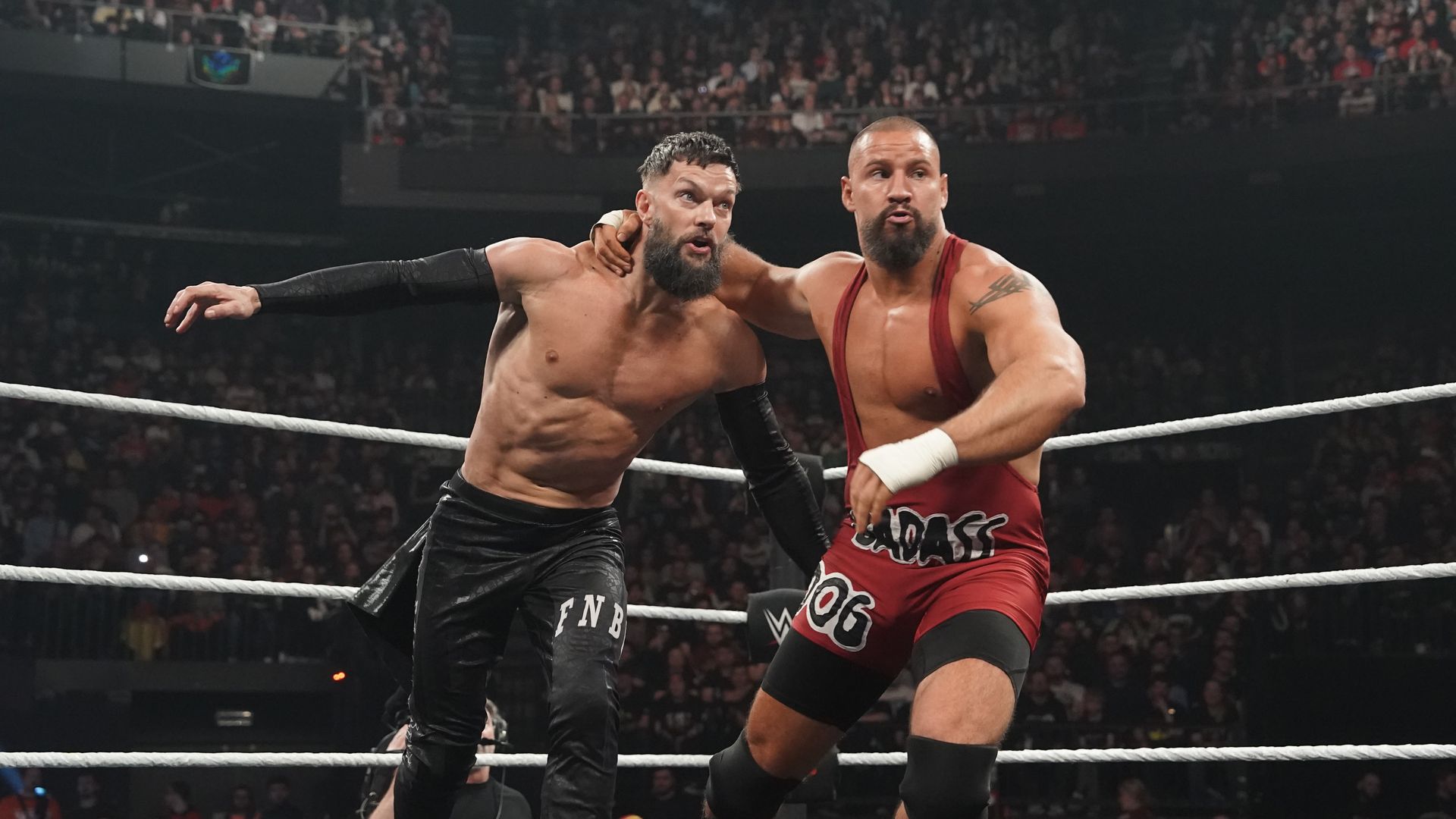 Spannendes Intercontinental Title Match zwischen Bron Breakker und Finn Bálor