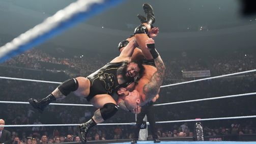 Bron Breakker & Bronson Reed vs. Cody Rhodes & Randy Orton im Tag Team Match