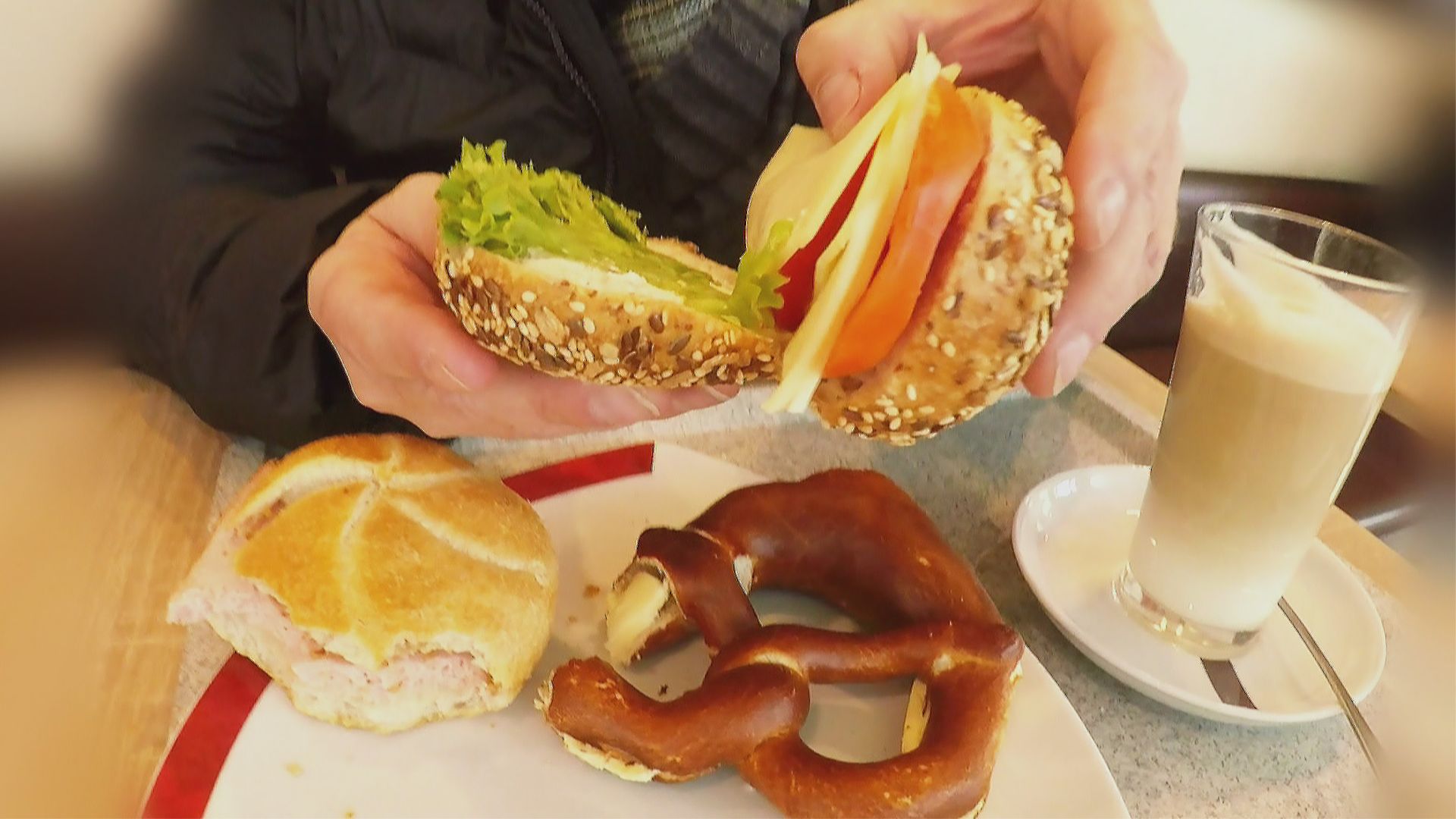 Leberkäsabzocke in München - Food Test