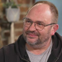 Leichte Sprache: S13E04: Detlef sucht seinen Bruder