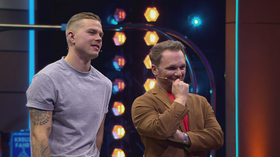In dieser Dating-Show fragt Ralf Schmitz Familie und Freund:innen
