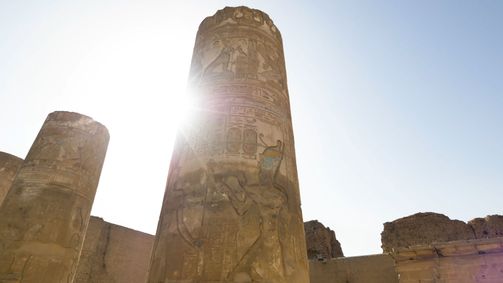 Verborgen im Sand - Geheimnisse der Vergangenheit Verborgen im Sand - Geheimnisse der Vergangenheit Folge 2: Krokodil-Mumien und mysteriöse Kreise