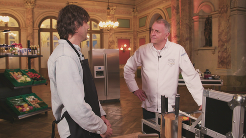 KitchenCase KitchenCase Folge 6: Künstler bekochen Fans: Das Highlight!