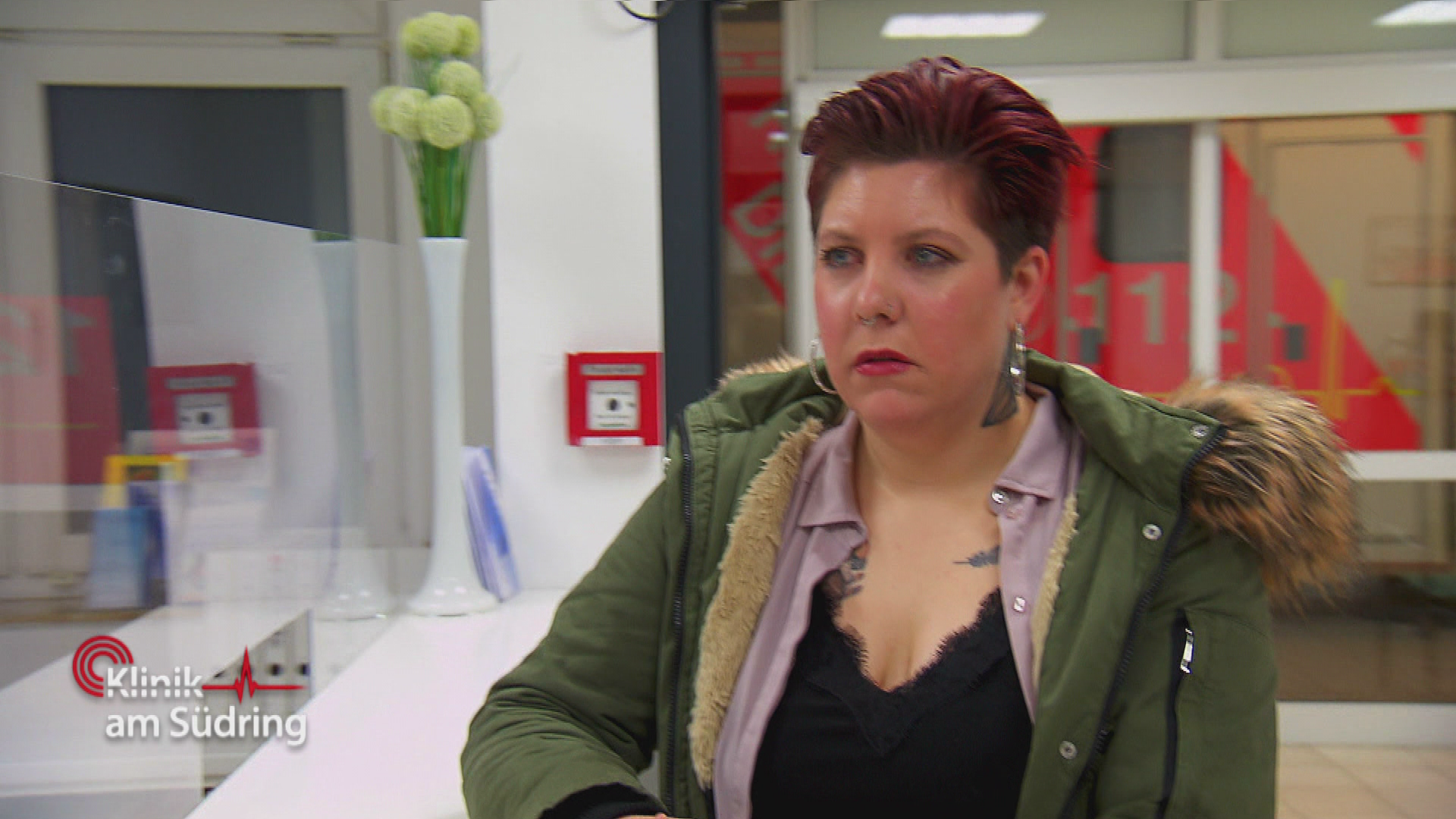 Allein, verletzt und frierend