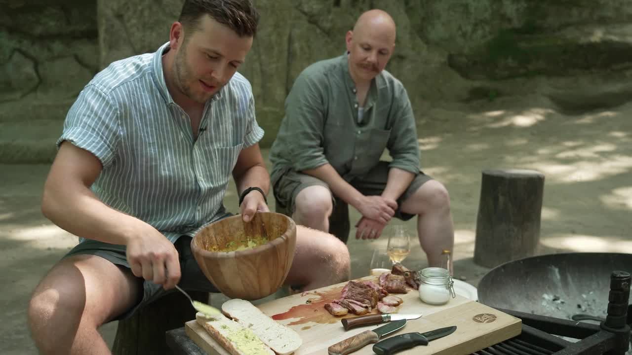 Grill Club - Folge 6 - Dry Aged Steak im Baguette mit Remouladensauce 