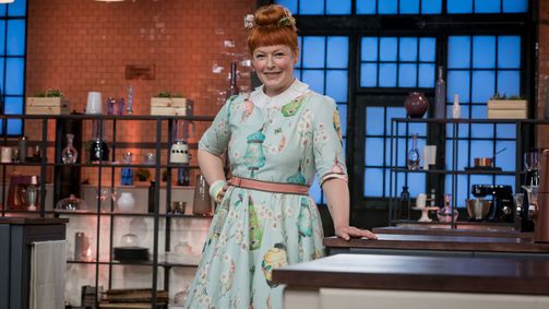 Das große Promibacken Staffel 5 Folge 4: Von runden Brotkränzen und kantigen Torten
