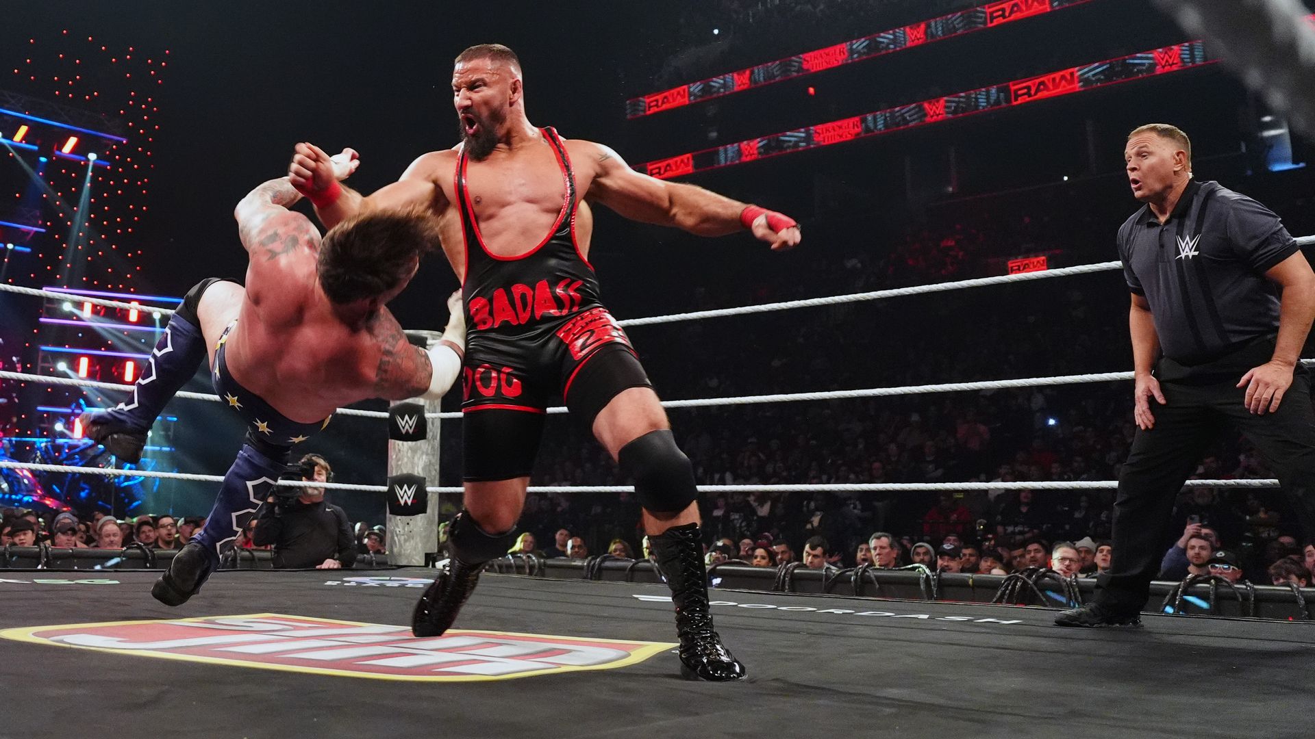 Bron Breakker fordert den World Heavyweight Champion CM Punk heraus!