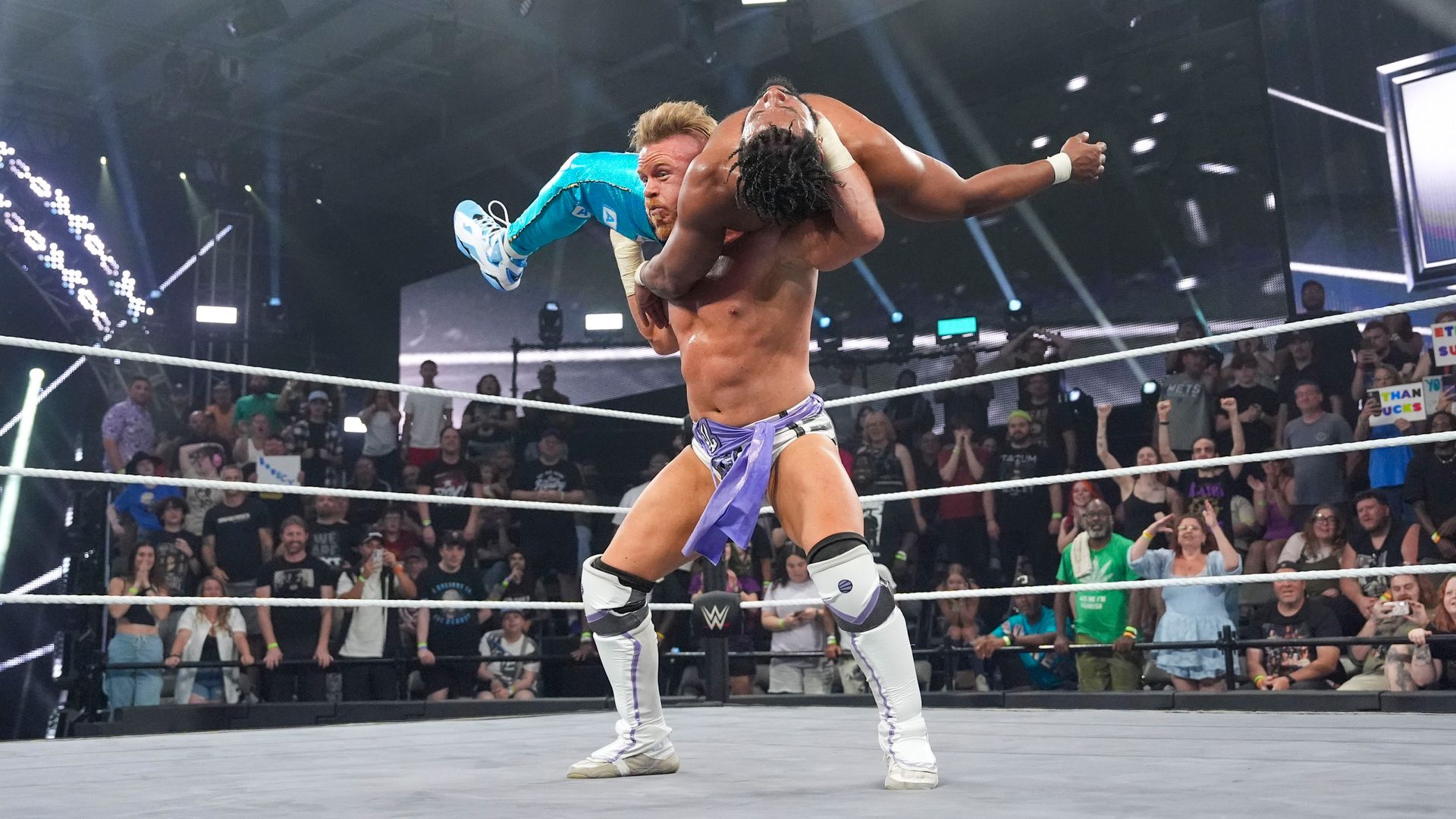 Triple Threat Match zwischen Sean Legacy, Je'Von Evans und Ashante Adonis