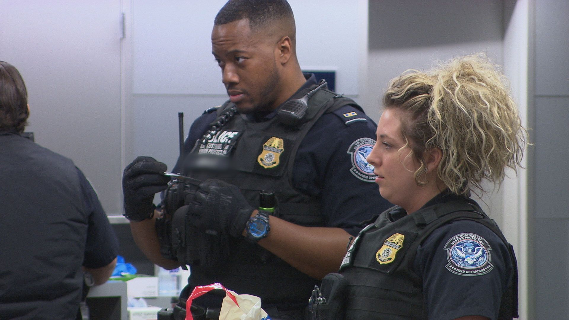 Ein Koffer voller Spritzen