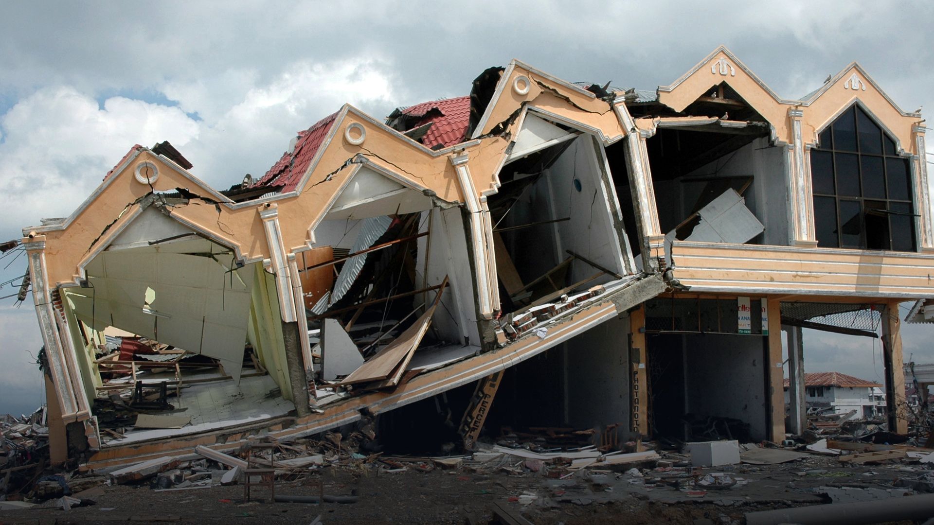 Tsunami - Welle der Verwüstung