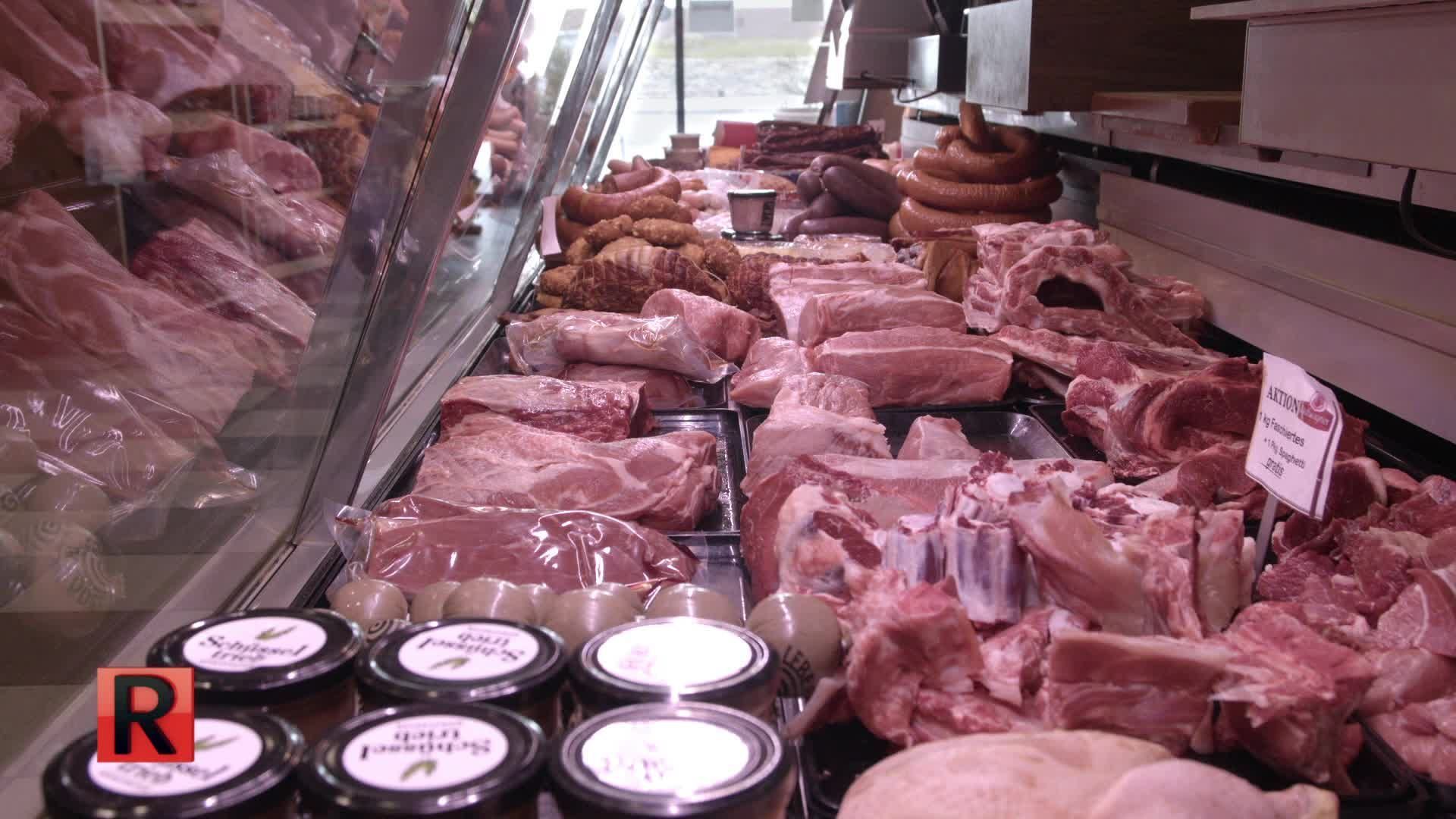  ATV Die Reportage - Unser Heißhunger auf Billigfleisch 
