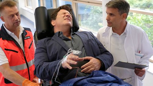 Familie Dr. Kleist Familie Dr. Kleist Folge 14: Fünf vor Zwölf