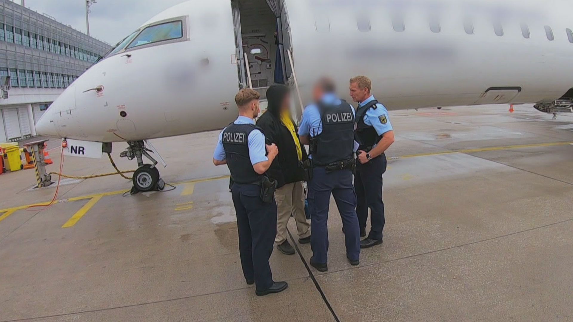 Per internationalem Haftbefehl gesucht: Festnahme am Flughafen München