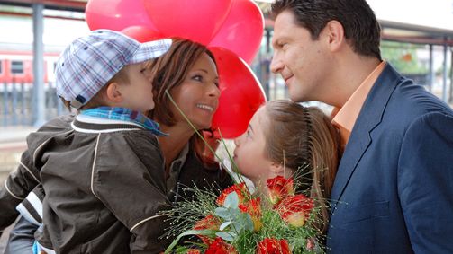 Familie Dr. Kleist FAMILIE DR. KLEIST - 04. STAFFEL Folge 13: Endlich vereint