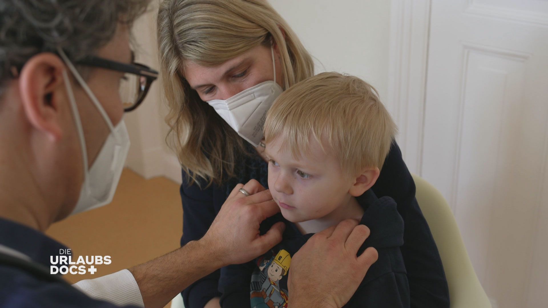 Fehmarn: Chronische Halsschmerzen bei Mutter und Sohn