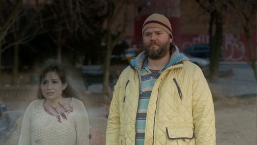 Deadbeat Deadbeat Folge 10: Der Finger von Sue