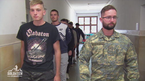 Soldaten im Einsatz SOLDATEN IM EINSATZ - 01. STAFFEL Folge 1: Die neuen Grundwehrdiener