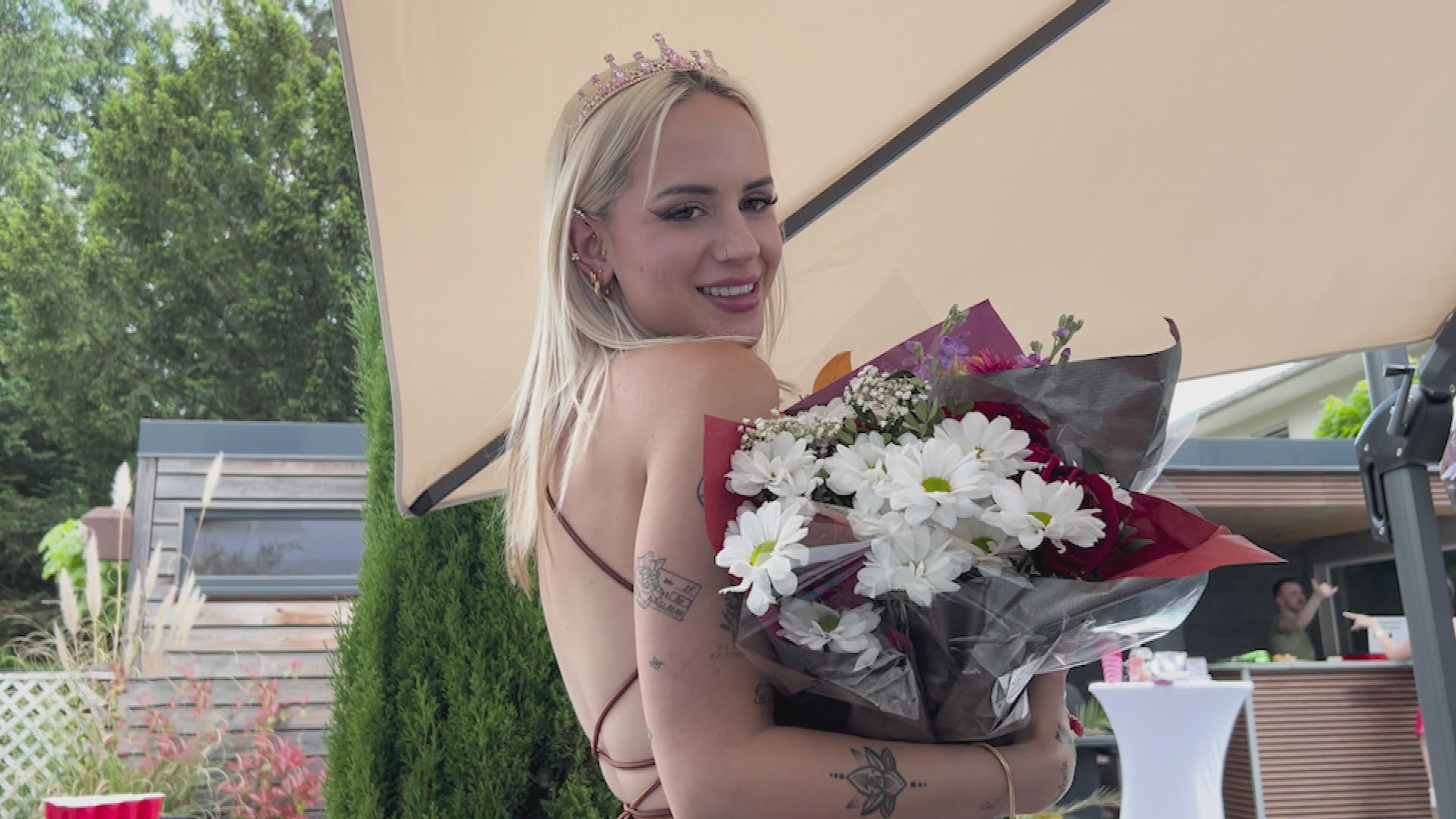 Ginas Geburtstag, Stimmungshoch & ein Polizeieinsatz