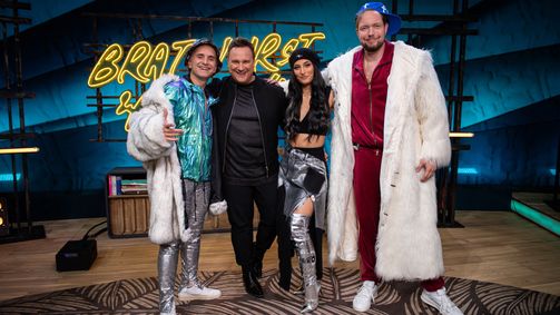 Bratwurst & Baklava - Die Show Bratwurst & Baklava - Die Show Folge 4: Selfcare ist Selflove: Basti und Özcan im Beauty-Wahn