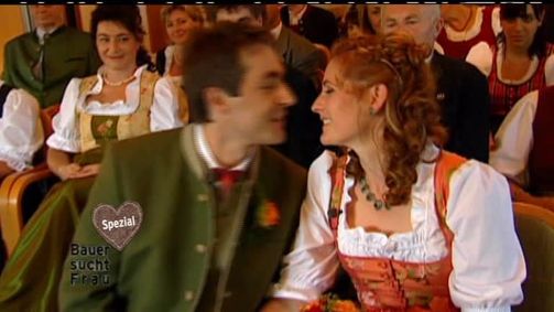 Bauer sucht Frau Bauer sucht Frau - Staffel 9 Folge 23: Bauer sucht Frau Staffel 9 Folge 23 - SPEZIAL - Die Paare, die Babys, die Überraschungen