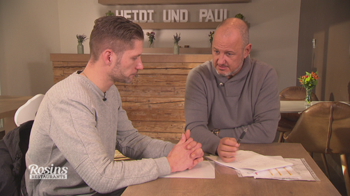 Rosins Restaurants - Ein Sternekoch räumt auf! Rosins Restaurants - Ein Sternekoch räumt auf! Folge 12: Gastro-Goliath Frank Rosin wird im "David & Goliath" zum Burgerbrater