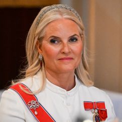 Epstein-Affäre: Mette-Marit entschuldigt sich