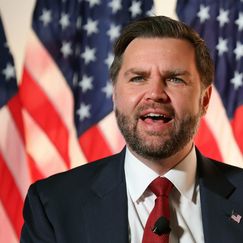 Steckt J.D. Vance in einer Ehekrise?