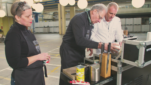 KitchenCase KitchenCase Folge 7: Der Abschluss des "Öpfu mit Herz"-Chutney-Projekts