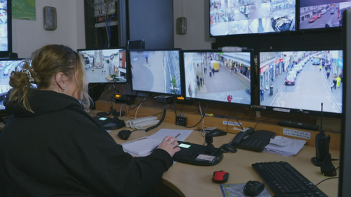 Gauner vs. Kaufhaus-Cops GAUNER VS. KAUFHAUS-COPS - 04. STAFFEL Folge 8: Die Heldin im Laden